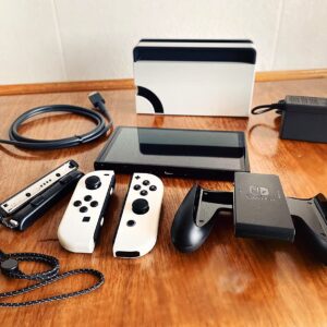 OLED Model w/White Joy-Con
